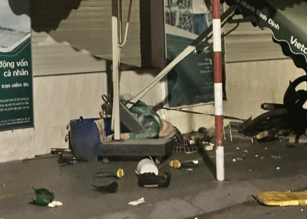 Crash between 2 motorcycles: 2 dead and one seriously injured 4