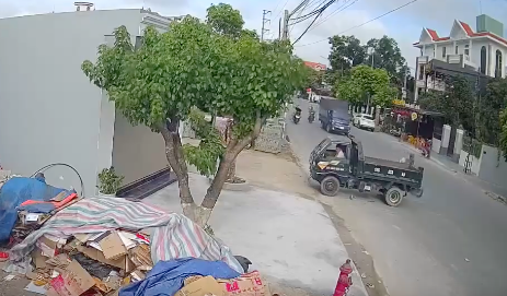 2 young people spend their last seconds in the trash