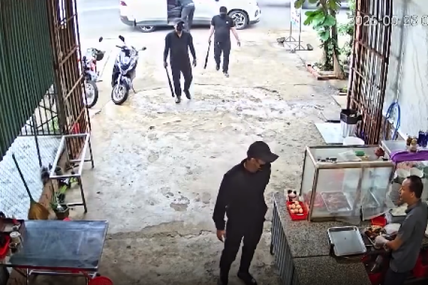 This is what happens in Vietnam if you don't pay your debts