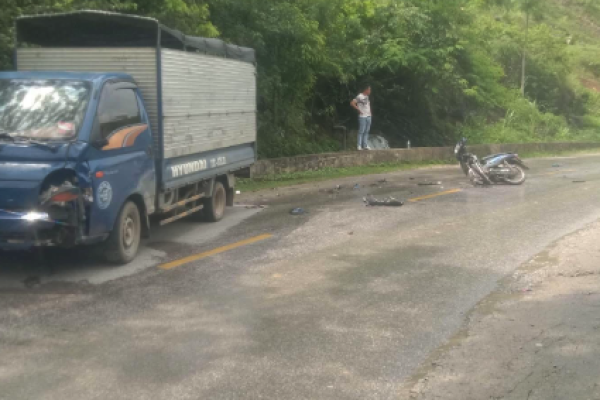1 young man dies in collision with truck